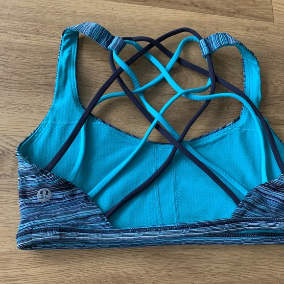 Lulu sports bra - Picture 2 of 2